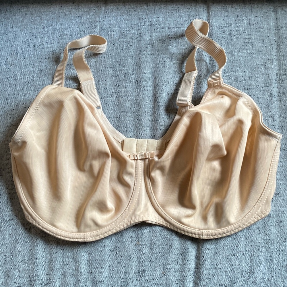 Fantasie Bra. Size 36FF. Like new! Smoke free home!